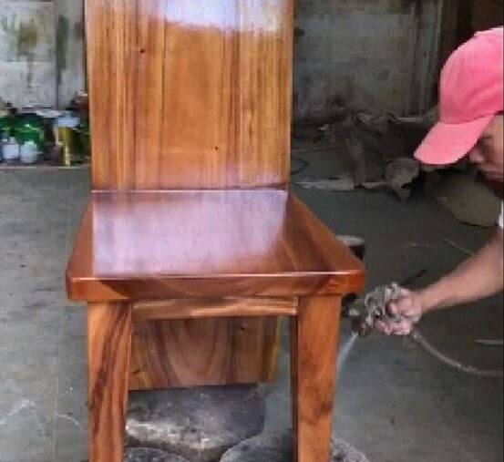 How To Spray Paint Outdoor Wooden Chairs