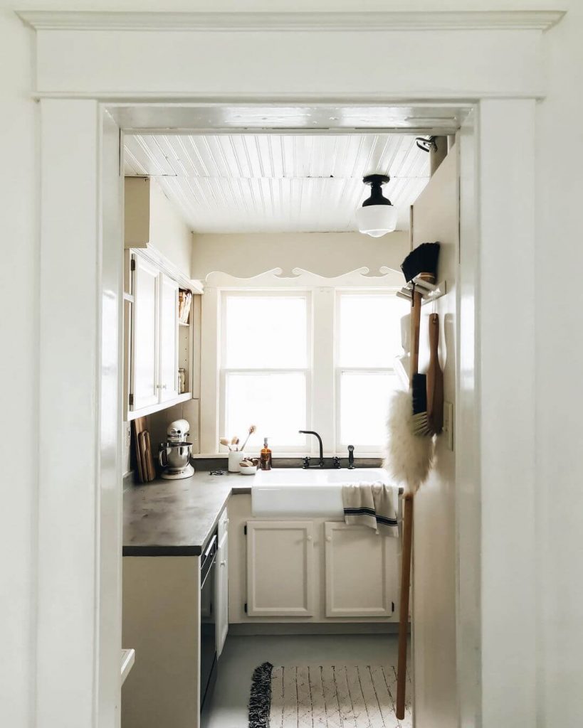 Vintage House Hickory