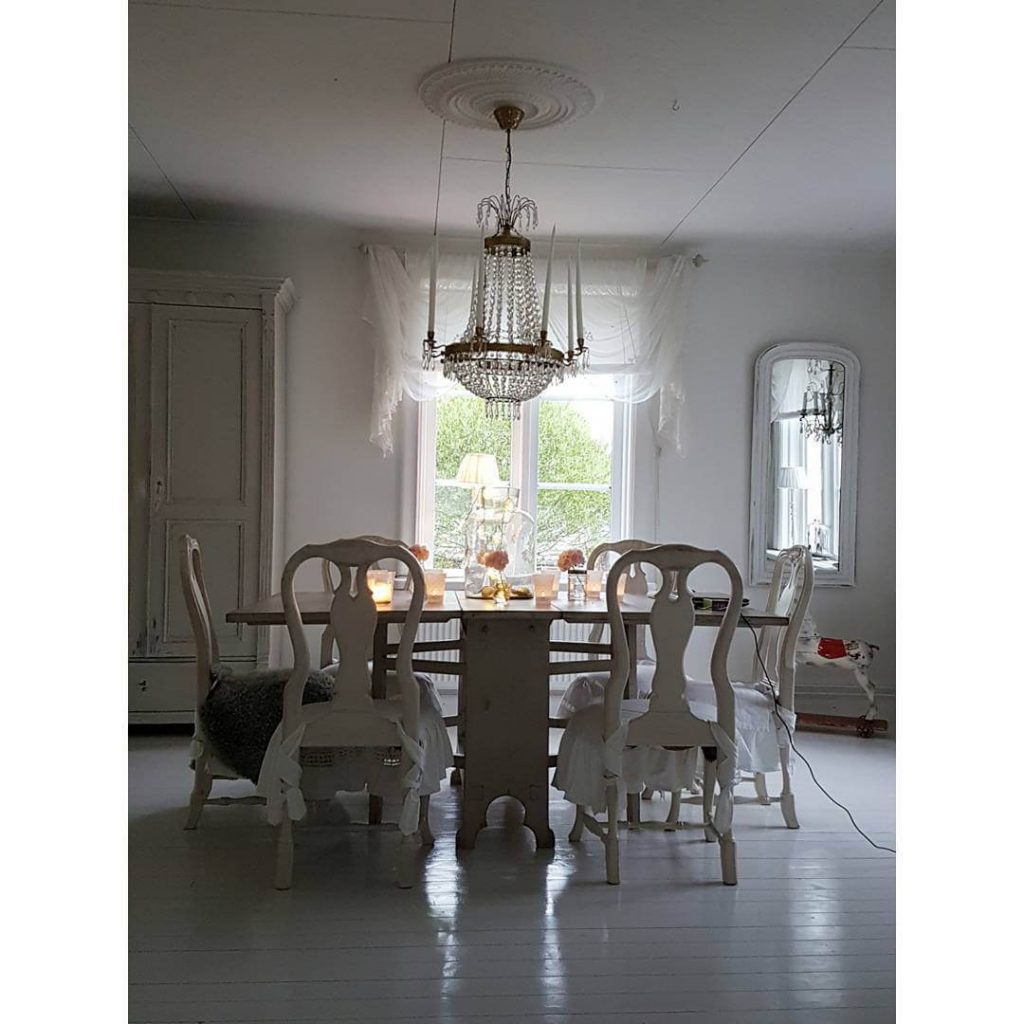 Vintage Interior Pieces