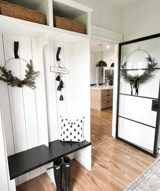 mudroom bench